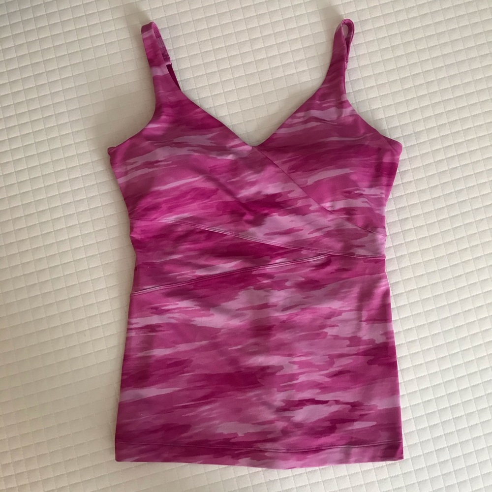 NWOT Under Armour Studio Lux Tank Top
